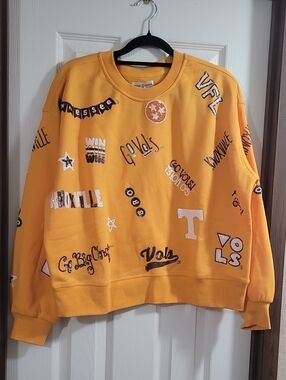 Stewart Simmons Orange Tennessee Volunteers Graphic Semi-cropped Sweatshirt